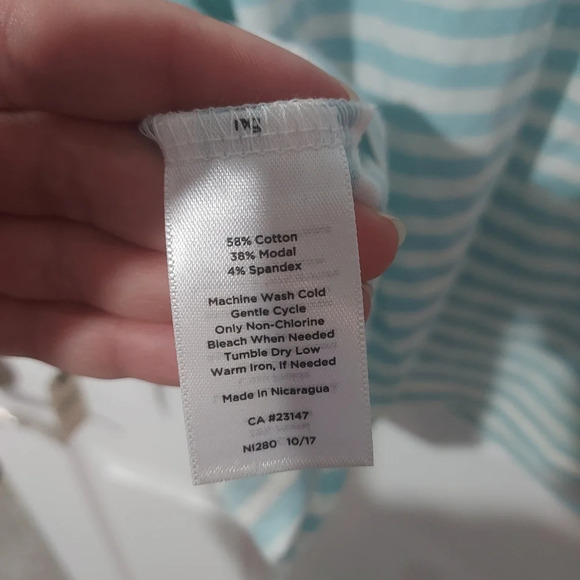 NWT Talbots Woman Blue and White Striped Long Bell Sleeves in Size 2X - Picture 11 of 11